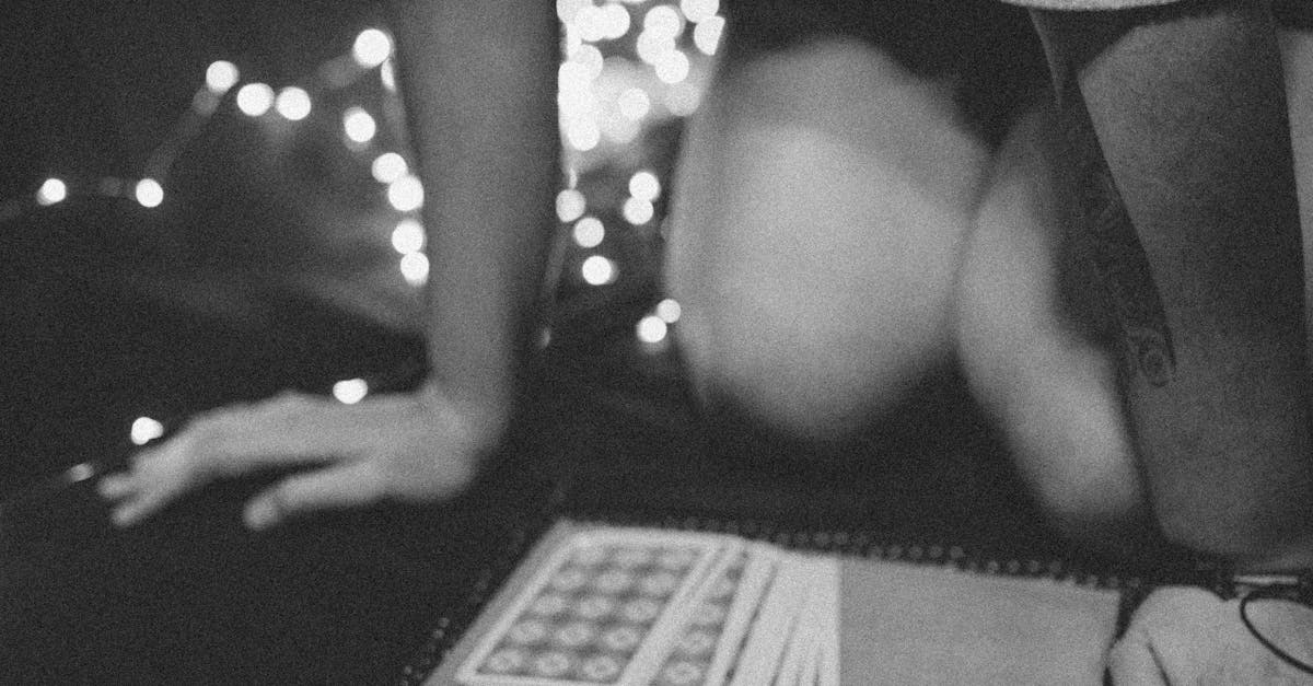 İskambil kartları ile tarot falı bakmak mümkün mü? İskambil kartları ile tarot falı bakmak mümkün mü?